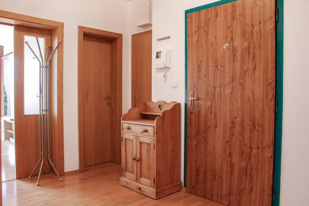 Apartment Panoramic In Old Town Bratislava